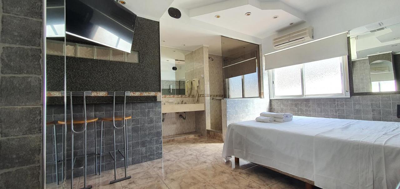 Hotel Venus Buenos Aires Luaran gambar